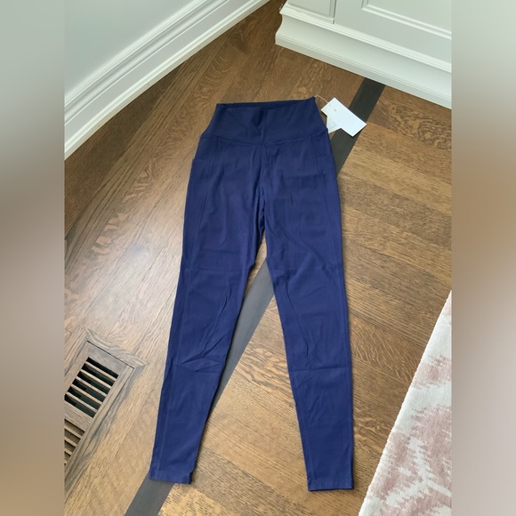 BUFFBUNNY Nubre Rosa Side Pocket Leggings Dark Blue BRAND NEW Size Small - Picture 5 of 12